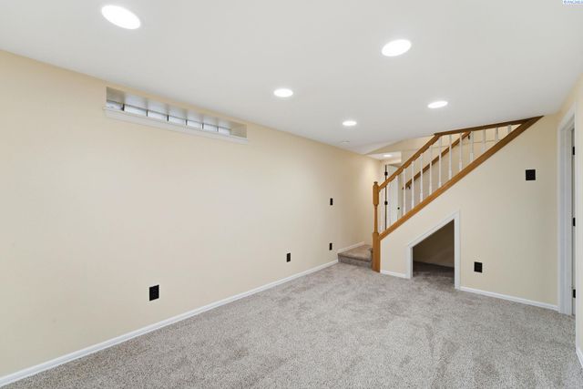 511 N Fisher, Kennewick, WA 99336