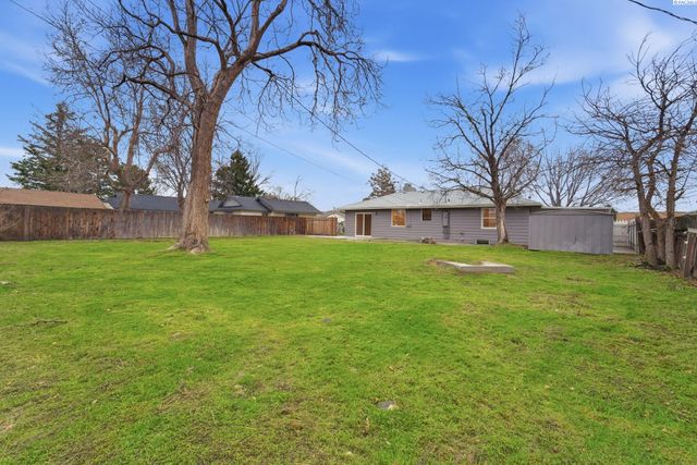 511 N Fisher, Kennewick, WA 99336