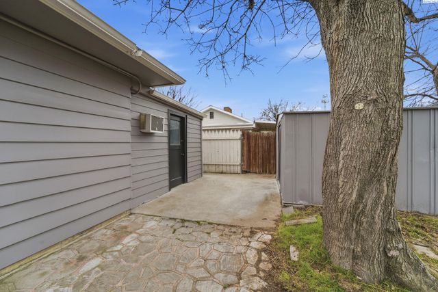 511 N Fisher, Kennewick, WA 99336