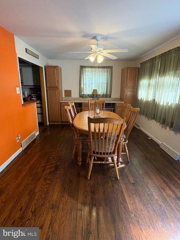1302 GARRY AVE, Vineland, NJ 08361