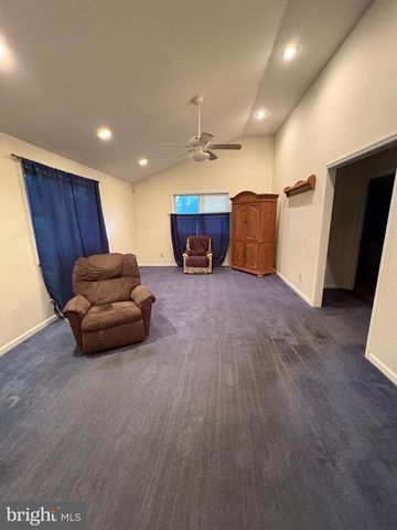 1302 GARRY AVE, Vineland, NJ 08361