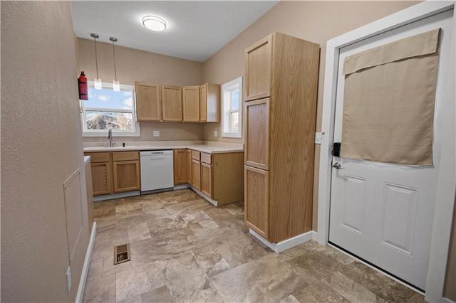 921 Clay Street, Chillicothe, MO 64601