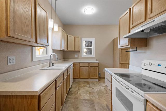 921 Clay Street, Chillicothe, MO 64601