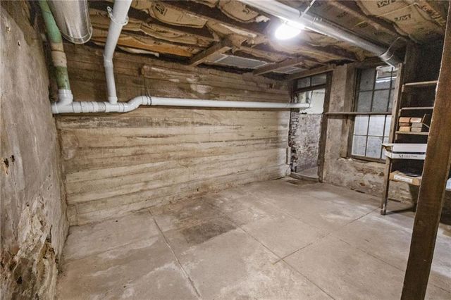 921 Clay Street, Chillicothe, MO 64601