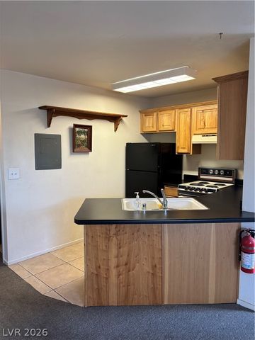 470 Elm Drive 101, Las Vegas, NV 89169