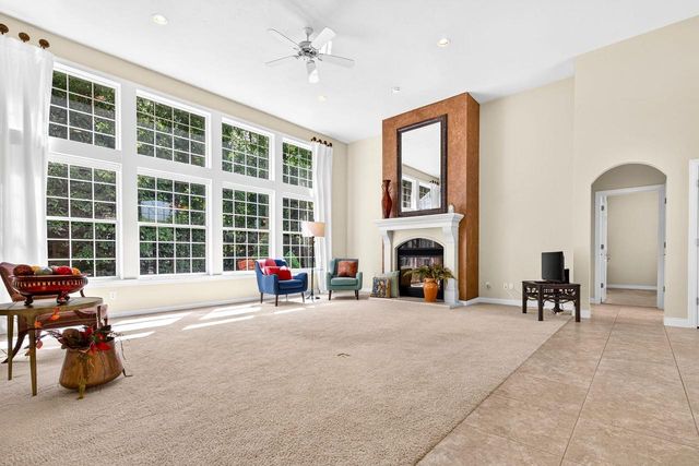 1568 KINGSWOOD DRIVE, Neenah, WI 54956