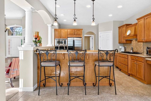 1568 KINGSWOOD DRIVE, Neenah, WI 54956