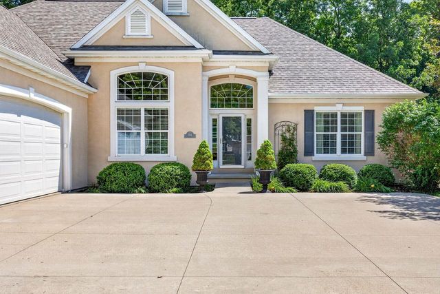 1568 KINGSWOOD DRIVE, Neenah, WI 54956