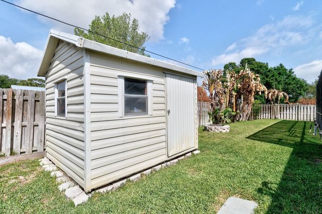 1371 Laconia Street, Sebastian, FL 32958