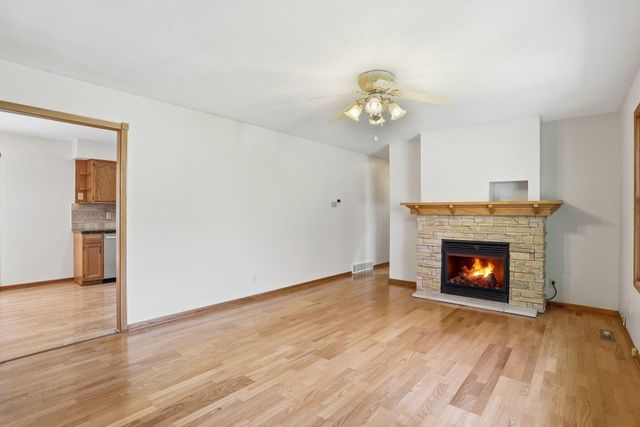 4325 Brookdale Drive N, Brooklyn Park, MN 55443