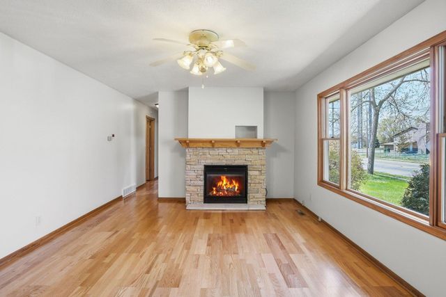 4325 Brookdale Drive N, Brooklyn Park, MN 55443