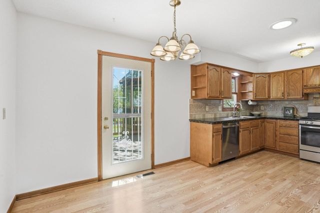 4325 Brookdale Drive N, Brooklyn Park, MN 55443