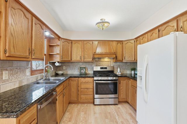 4325 Brookdale Drive N, Brooklyn Park, MN 55443