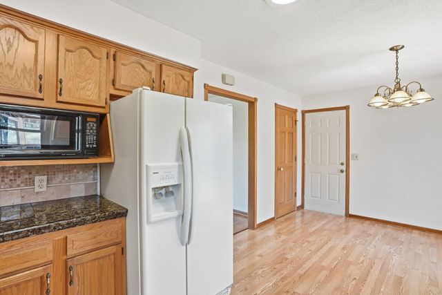 4325 Brookdale Drive N, Brooklyn Park, MN 55443