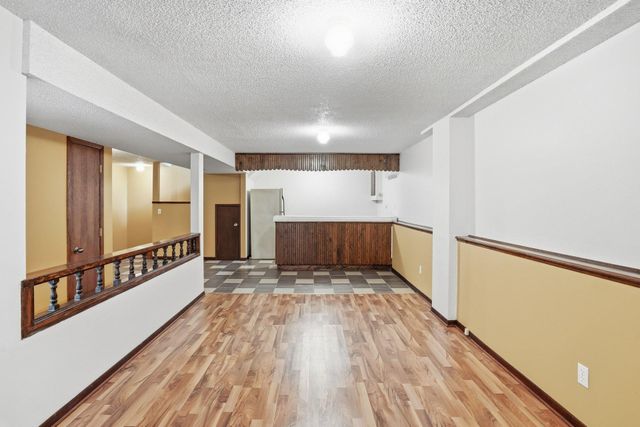 4325 Brookdale Drive N, Brooklyn Park, MN 55443