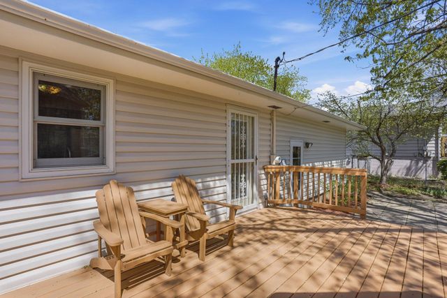 4325 Brookdale Drive N, Brooklyn Park, MN 55443