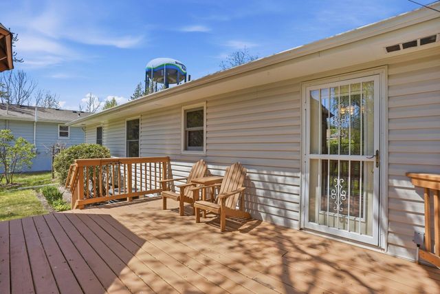 4325 Brookdale Drive N, Brooklyn Park, MN 55443