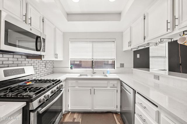 2445 Chandler Avenue 4, Simi Valley, CA 93065