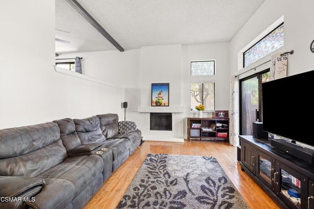 2445 Chandler Avenue 4, Simi Valley, CA 93065