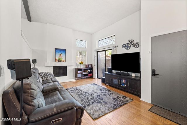 2445 Chandler Avenue 4, Simi Valley, CA 93065