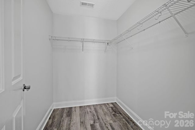 6 Mountain Meadow Circle, Weaverville, NC 28787