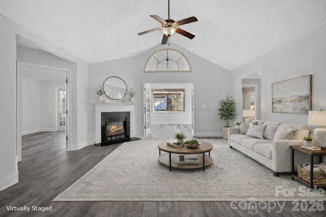 6 Mountain Meadow Circle, Weaverville, NC 28787