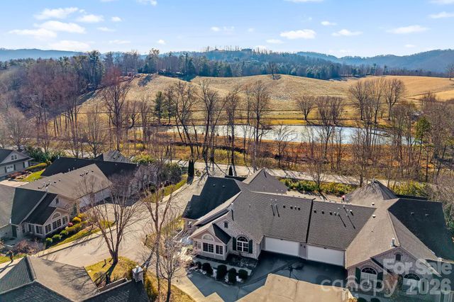 6 Mountain Meadow Circle, Weaverville, NC 28787