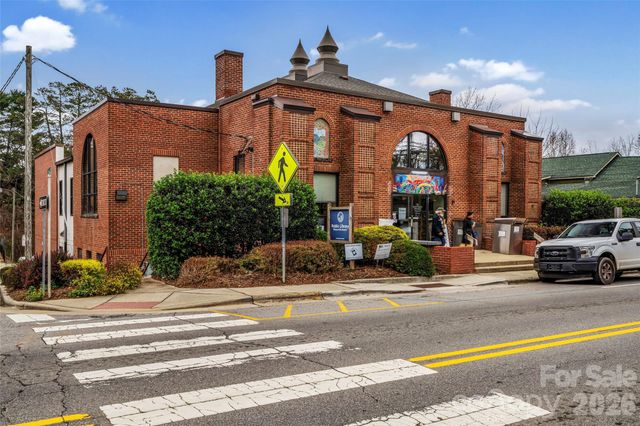 6 Mountain Meadow Circle, Weaverville, NC 28787