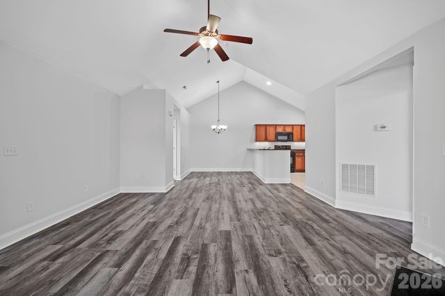 6 Mountain Meadow Circle, Weaverville, NC 28787