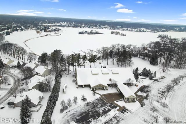 4455 Quebec Lane, Brighton, MI 48116