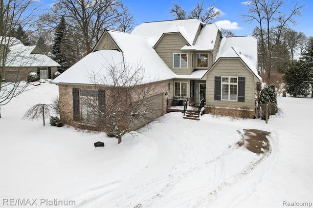 4455 Quebec Lane, Brighton, MI 48116