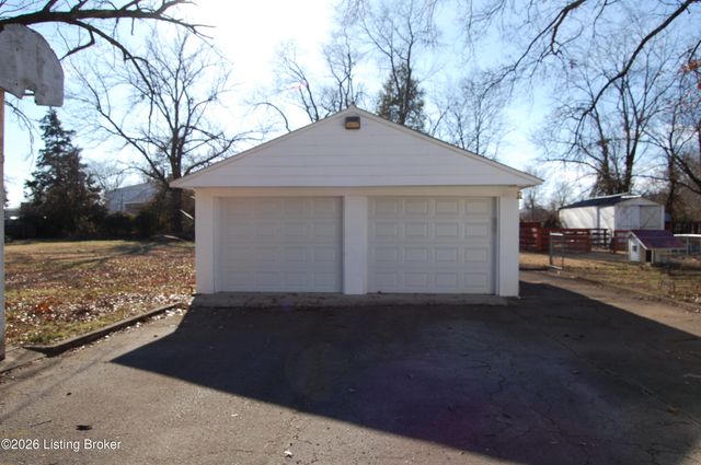 4030 Crawford Ave, Louisville, KY 40218