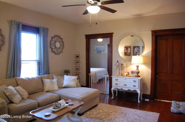 4030 Crawford Ave, Louisville, KY 40218