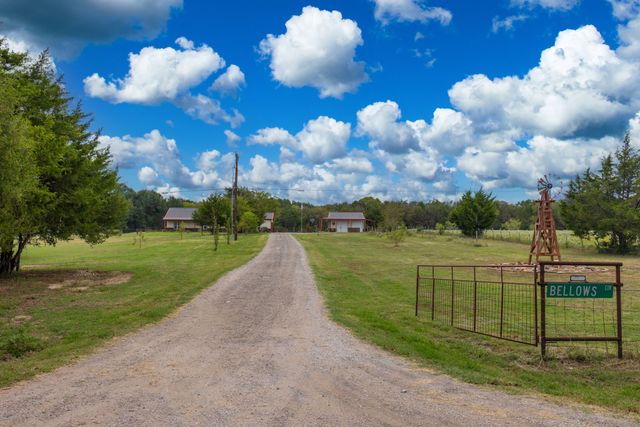 7171 County Road 3223, Lone Oak, TX 75453