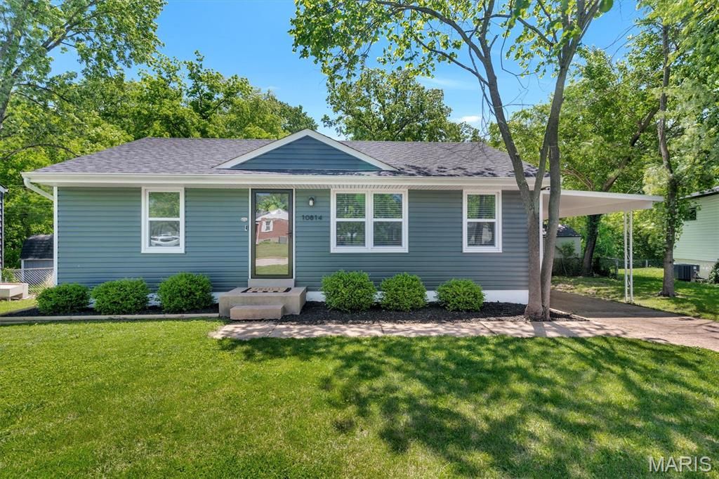 10814 Vargas Drive, St Louis, MO 63123