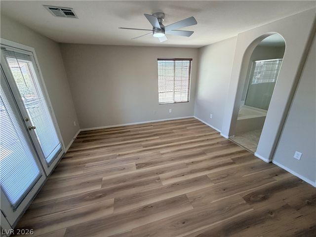 9852 Twilight Walk Avenue, Las Vegas, NV 89149