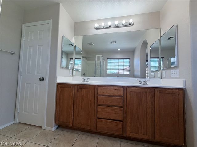 9852 Twilight Walk Avenue, Las Vegas, NV 89149