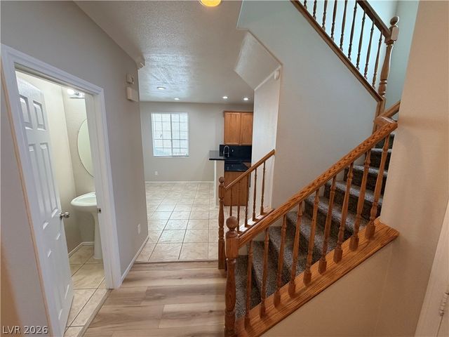 9852 Twilight Walk Avenue, Las Vegas, NV 89149