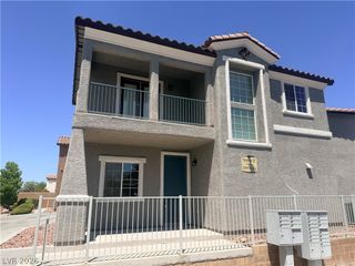 9852 Twilight Walk Avenue, Las Vegas, NV 89149