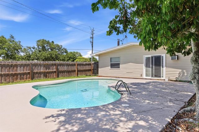1302 32ND STREET W, Bradenton, FL 34205