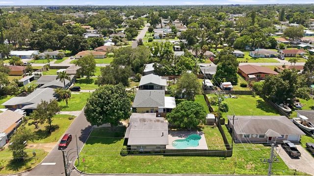 1302 32ND STREET W, Bradenton, FL 34205