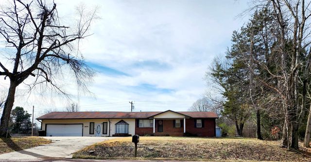 2605 HARRELL DR, Arlington, TN 38002