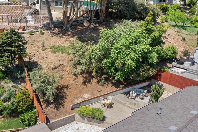 2165 Strang Ave, Castro Valley, CA 94578