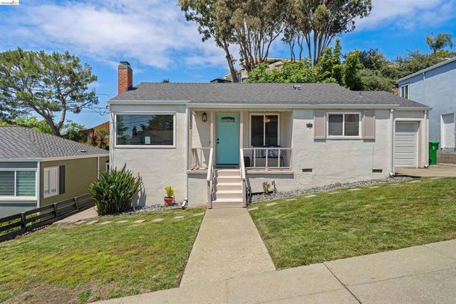 2165 Strang Ave, Castro Valley, CA 94578