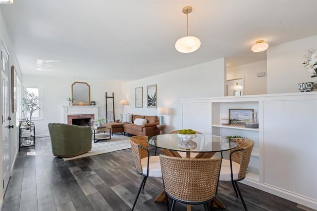 2165 Strang Ave, Castro Valley, CA 94578