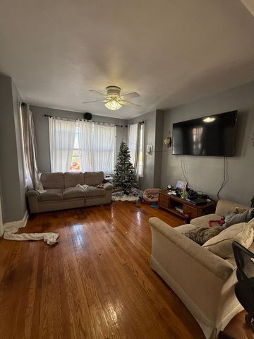 4821 W 24th Street, Cicero, IL 60804