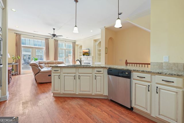 900 Telfair Close, Sandy Springs, GA 30350