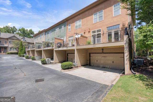 900 Telfair Close, Sandy Springs, GA 30350