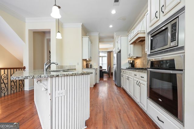 900 Telfair Close, Sandy Springs, GA 30350