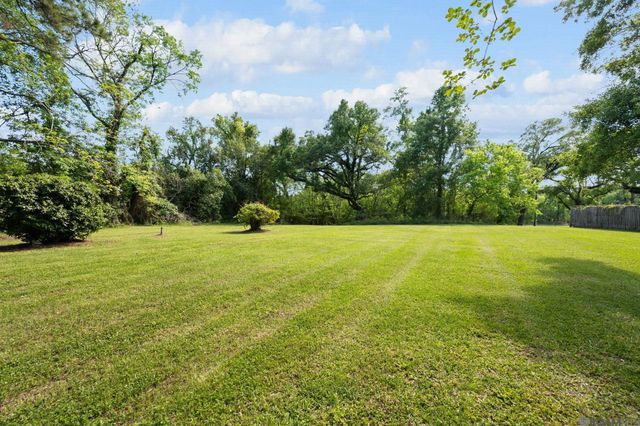 7122 Highland, Baton Rouge, LA 70808